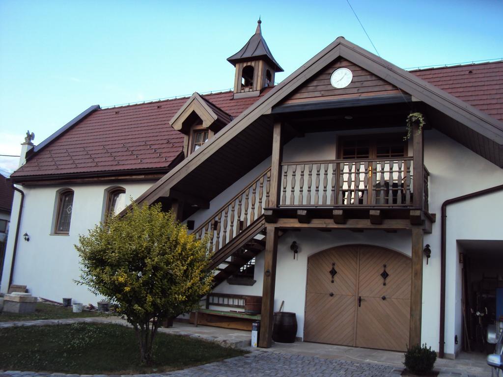 Appartamento Castle Kaštieľ Kotešová Camera foto