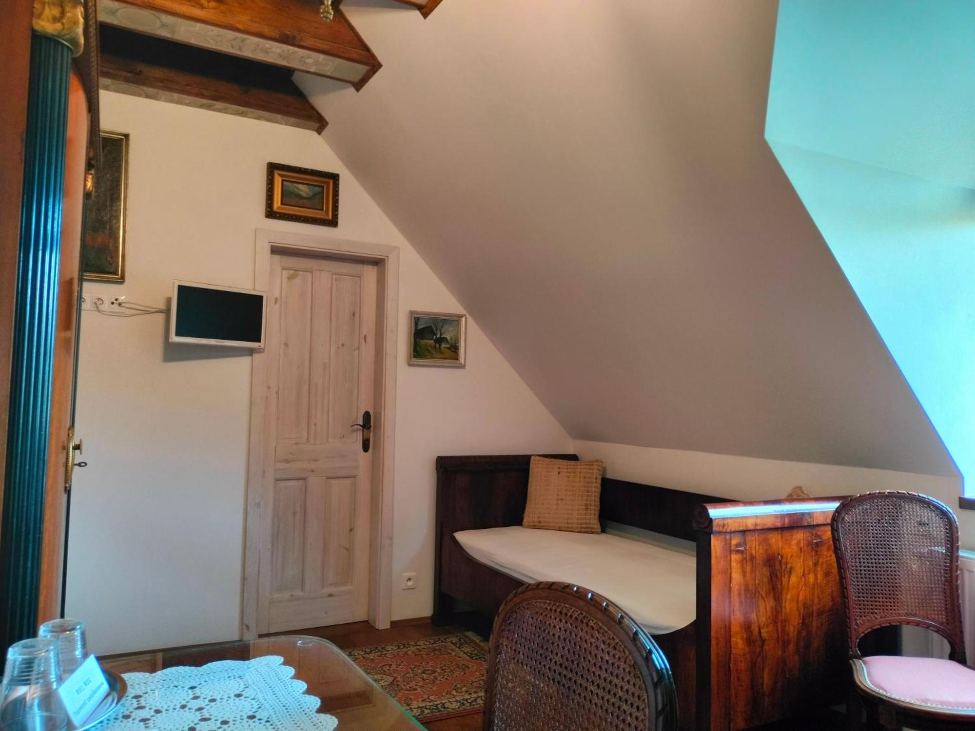 Appartamento Castle Kaštieľ Kotešová Esterno foto