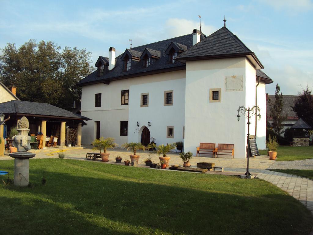 Appartamento Castle Kaštieľ Kotešová Esterno foto